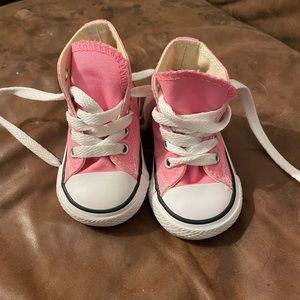 Pink Childrens chuck Taylor all star shoes lightly worn